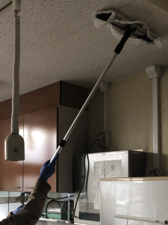 ③施工面の浄化（清掃）